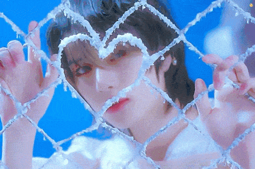 run away mv